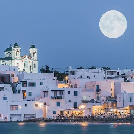 Brand New Deluxe With Balcony Center Apartment Naousa (Paros)